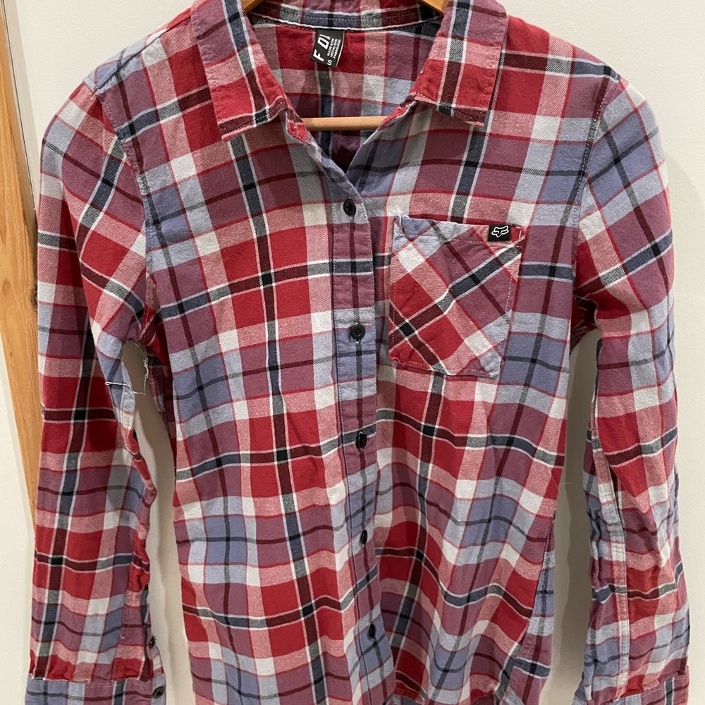 Fox flannel button up. Size Sm.